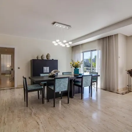 아파트 Luxury Penthouse 3 Bedrooms Olhos De Agua *